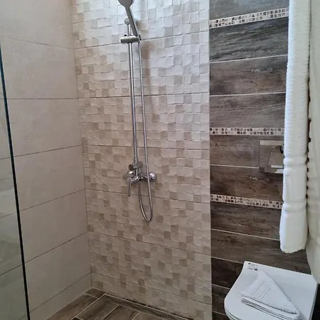 Vromos Guest Rooms Gæstehus Chernomorets